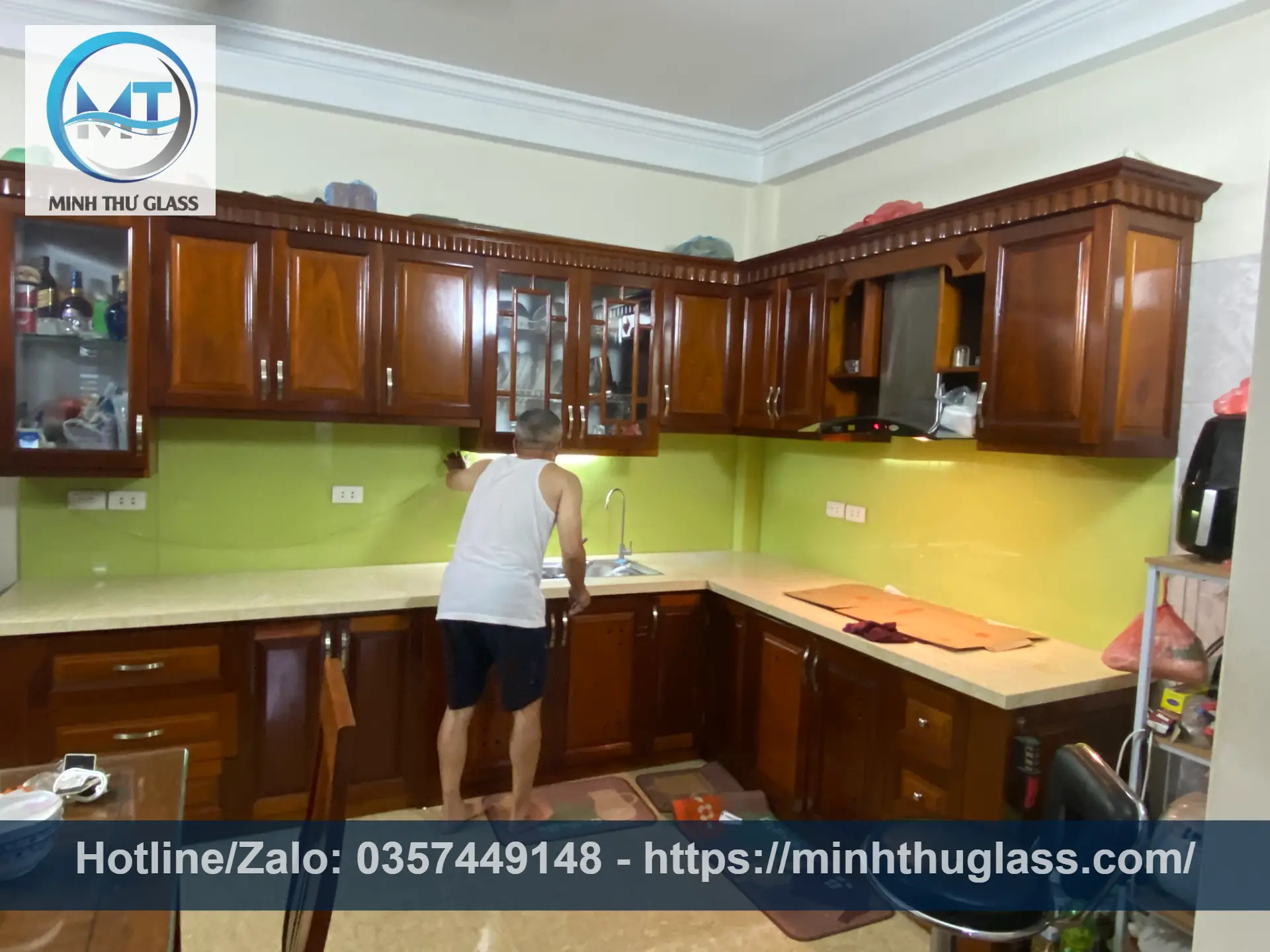 Công trình kính ốp bếp thực tế tại Minh Thư Glass 10